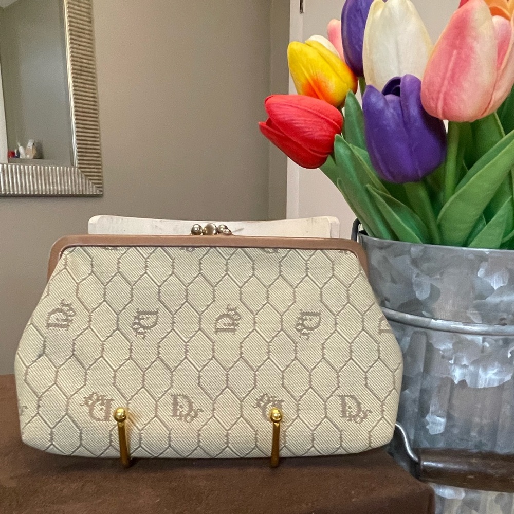 Christian Dior kisslock pouch - Picture 3 of 16